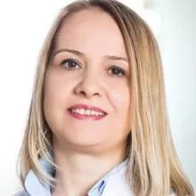 Op. Dr. Nilüfer İmamoğlu Durmuş — Kadın Hastalıkları Ve Doğum, Pendik, İstanbul. Portre fotoğrafı.