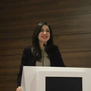 Psk. Merve Çelmetekin — Psikoloji, Ankara. Portre fotoğrafı.