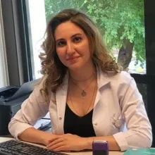 Uzm. Dyt. Merve Güldalı Serin — Diyetisyen, İstanbul. Portre fotoğrafı.