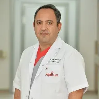 Op. Dr. Kamil Değer Devecioğlu profilinde yer alan galeri fotoğrafı.