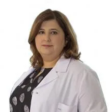 Uzm. Dr. Hamiyet Solmaz — Dermatoloji. Portre fotoğrafı.