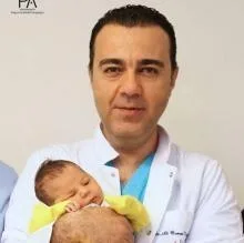 Uzm. Dr. Ali Osman Koyuncuoğlu — İstanbul. Portre fotoğrafı.