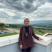 Psk. Dan. Rümeysa İpek — Psikolojik Danışma ve Rehberlik, Karabük. Portre fotoğrafı.