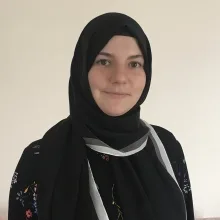 Psk. Zeynep Betül Şener — Psikoloji. Portre fotoğrafı.
