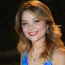 Psk. Ayşin İnkaya — Psikoloji. Portre fotoğrafı.