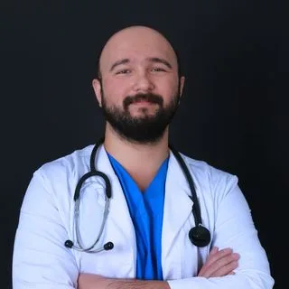 Op. Dr. Alirza Jahangirov — Plastik Rekonstrüktif Ve Estetik Cerrahi, İstanbul. Portre fotoğrafı.