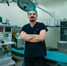 Op. Dr. Fatih Gören — Eskişehir. Portre fotoğrafı.