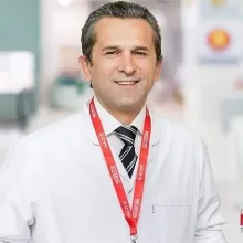 Op. Dr. Ertuğrul Akdaş — Kadın Hastalıkları Ve Doğum, Antalya. Portre fotoğrafı.