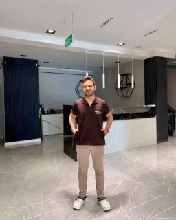 Dr. Mustafa Gümüş profilinde yer alan galeri fotoğrafı.