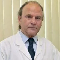 Uzm. Dr. Levent Şükrü Akgüngör — Çocuk Sağlığı Ve Hastalıkları, Yenimahalle, Ankara. Portre fotoğrafı.