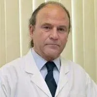 Uzm. Dr. Levent Şükrü Akgüngör — Çocuk Sağlığı Ve Hastalıkları, Yenimahalle, Ankara. Portre fotoğrafı.