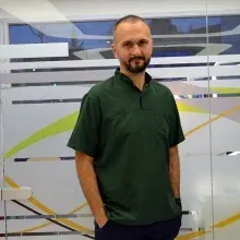 Dt. Osman Çengel — Diş Hekimi, İstanbul. Portre fotoğrafı.