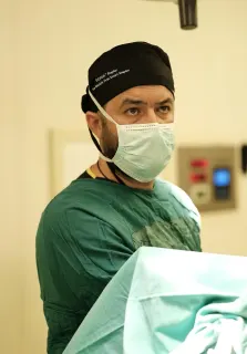 Doç. Dr. Özhan Çetindağ profilinde yer alan galeri fotoğrafı.