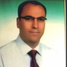 Prof. Dr. Şevket Ballı — Çocuk Kardiyolojisi, İstanbul. Portre fotoğrafı.