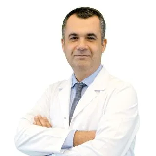 Doç. Dr. Mesut Gül — Genel Cerrahi, Şehitkamil, Gaziantep. Portre fotoğrafı.