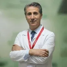 Prof. Dr. Mahmut İlhan — Tıbbi Onkoloji, Diyarbakır. Portre fotoğrafı.