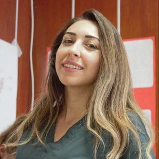 Fzt. Beyza Öğmen — Fizyoterapi Ve Rehabilitasyon, Denizli. Portre fotoğrafı.