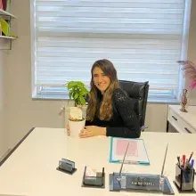 Ayşe Gül Taşavlı — Aile Danışmanlığı, Uşak. Portre fotoğrafı.