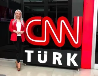 Fzt. Elif Akıncı profilinde yer alan galeri fotoğrafı.