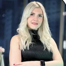 Op. Dr. Canan Çalışkan Furtuna — Kadın Hastalıkları Ve Doğum, İstanbul. Portre fotoğrafı.