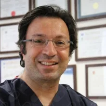 Prof. Dr. Bülent Berker — Kadın Hastalıkları Ve Doğum, Ankara. Portre fotoğrafı.
