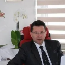 Uzm. Dr. Yücel Onur — Osmangazi, Bursa. Portre fotoğrafı.