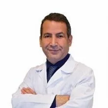 Prof. Dr. Kemal Uğurlu — Plastik Rekonstrüktif Ve Estetik Cerrahi, Beykoz, İstanbul. Portre fotoğrafı.
