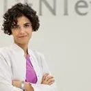 Dr. Dt. Senem Özer Yüceyaltırık — İstanbul. Portre fotoğrafı.