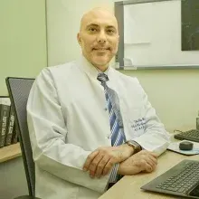 Uzm. Dr. Can Gemalmaz — Ortopedi Ve Travmatoloji, Küçükçekmece, İstanbul. Portre fotoğrafı.
