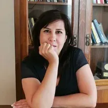 Uzm. Dr. Ceyda Güvenç — Psikiyatri, Muratpaşa, Antalya. Portre fotoğrafı.