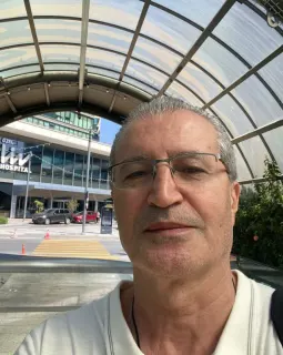 Prof. Dr. Hasan Bektaş profilinde yer alan galeri fotoğrafı.