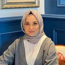 Dyt. Zehra Sena Oflaz — Diyetisyen. Portre fotoğrafı.