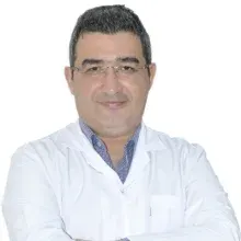 Uzm. Dr. Mustafa Yavuz Selçuk — İç Hastalıkları, Adıyaman. Portre fotoğrafı.