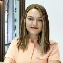Uzm. Dt. Funda Baştürk — Ağız Diş Ve Çene Cerrahisi, Meram, Konya. Portre fotoğrafı.