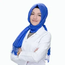 Dyt. Hatice Çelenk — Diyetisyen. Portre fotoğrafı.