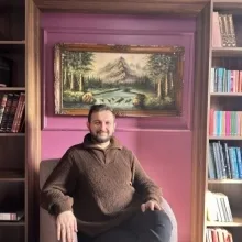 Psk. Dan. Serdar Görkem Saka — Psikolojik Danışma ve Rehberlik. Portre fotoğrafı.