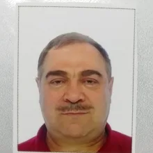 Op. Dr. Süleyman Mollamahmutoğlu — Beyin Ve Sinir Cerrahisi, İstanbul. Portre fotoğrafı.