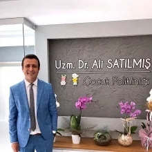 Dr. Öğr. Üyesi Ali Satılmış — Çocuk Sağlığı Ve Hastalıkları, Antalya. Portre fotoğrafı.