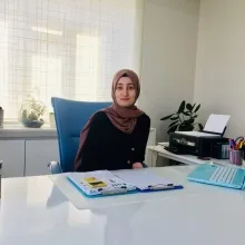 Dyt. Büşra Candan Öz — Diyetisyen, Konya. Portre fotoğrafı.