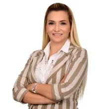 Dyt. Demet Sayar Kulengir — Diyetisyen, Çankaya, Ankara. Portre fotoğrafı.