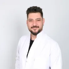 Op. Dr. Muhammet Fatih Alptekin — Kadın Hastalıkları Ve Doğum, Ağrı. Portre fotoğrafı.