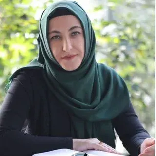 Kl. Psk. Dilek Malik — Psikoloji, İstanbul. Portre fotoğrafı.