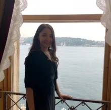 Psk. Aleyna Erel — Psikoloji. Portre fotoğrafı.