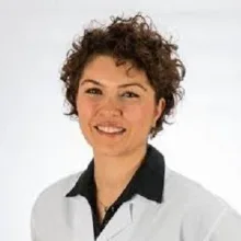 Uzm. Dr. Nalan Cihangir — Kadın Hastalıkları Ve Doğum, Antalya. Portre fotoğrafı.
