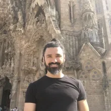 Op. Dr. Bilal Sarataş — Kulak Burun Boğaz, Fatih, İstanbul. Portre fotoğrafı.