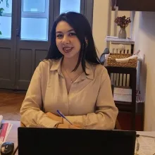 Psk. Hatice Ada — Psikoloji, İstanbul. Portre fotoğrafı.
