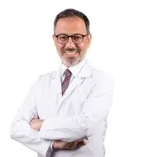 Op. Dr. Yunus Emre Danış — Genel Cerrahi, Tepebaşı, Eskişehir. Portre fotoğrafı.