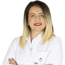 Uzm. Dr. Ümran Özmen — Çocuk Sağlığı Ve Hastalıkları, Çiğli, İzmir. Portre fotoğrafı.
