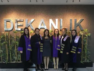 Uzm. Dt. Göze Arukaslan profilinde yer alan galeri fotoğrafı.