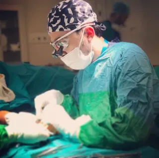 Op. Dr. Serdar Kara profilinde yer alan galeri fotoğrafı.